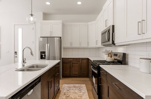 Bloomington Condo | Villa #44 at Bloomington Country Club: Pool, Golf, Restaurant