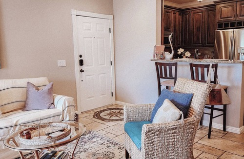 Oro Valley Condo | "Villa de Lamour™" Luxury Resort Vibes
