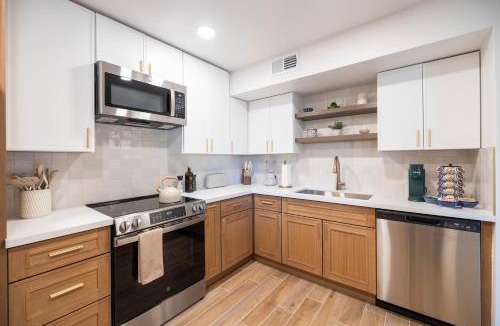 Camelback East House | Villa Green Condo