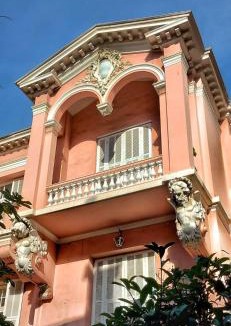 Old Town Apartment | Villawoho