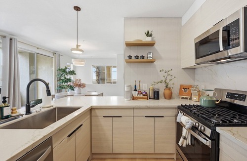 Rhodes Ranch Condo | Vista X - Full remodeled 2 BR 2 BTH w/1 Car garage GATED PRIME LOCATION