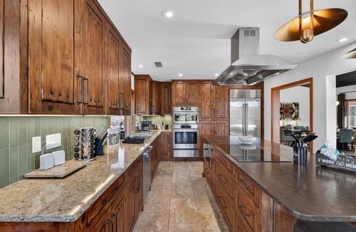 West Sedona House | Vortex View –Luxury Sedona Retreat with Infinity Pool Game Room & Red Rock Views