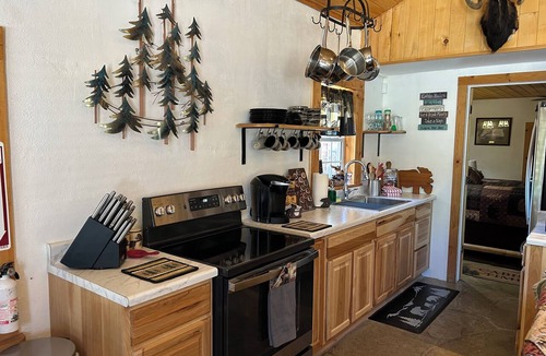 Pahrump House | Wagon Wheel Ranch-2 Houses-Great for Families DVNP