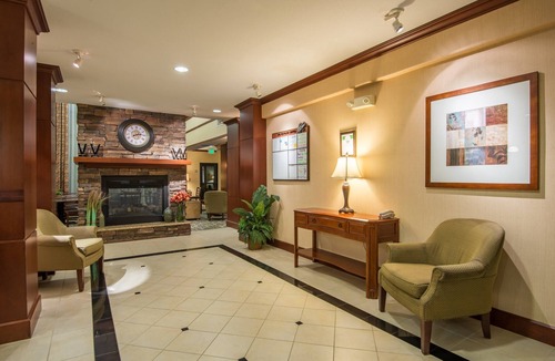 Glendale Sports and Entertainment District Apartment | Walk to Gila River Arena from Our Modern Studio | Heated Outdoor Pool