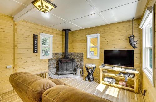 Green Valley Lake House | Walk to Water: Cozy Cabin in Green Valley Lake!