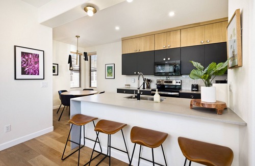 Kierland Condo | Walk to Westin Kierland, Near Barrett Jackson, Horse Show, Phx Open, Baseball