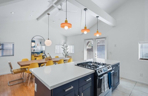 Hillcrest House | Walkable near DT, Zoo, Seaworld w/HotTub & Parking