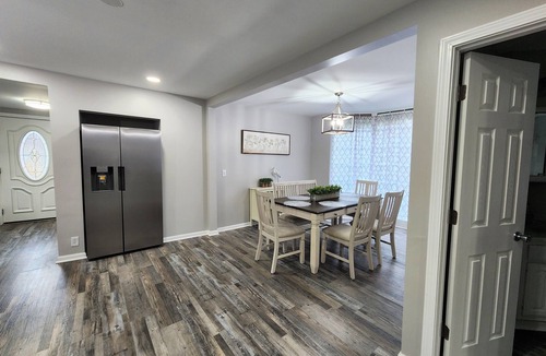 McHenry House | Waterfront River Getaway