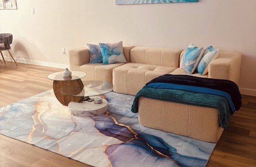 South Redondo Apartment | Welcome to The Beach House your coastal retreat! +Wine