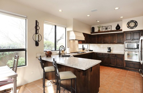 Fifth Green House | WELL APPOINTED HOME, PRIVATE YARD, POOL, GOLF CART, MAIN FLOOR BEDROOMS