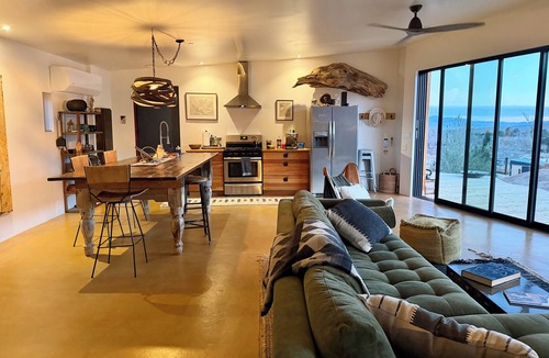 Lone Pine Condo | West Wind —With sweeping views of Mount Whitney and the Eastern Sierra.
