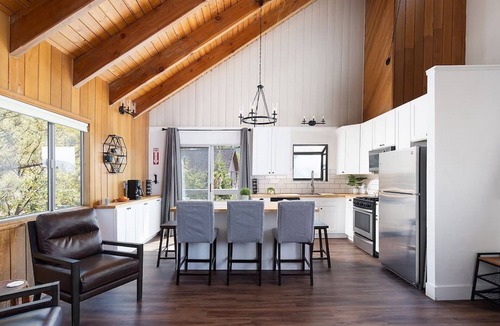 Lake Arrowhead House | Whispering Pines | Amazing Views | Family Fun