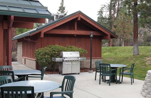 Fox Farm Resort | Worldmark Big Bear December 18-25, 2023