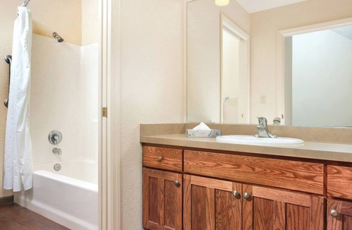 Nice Hotel | WorldMark Clear Lake
