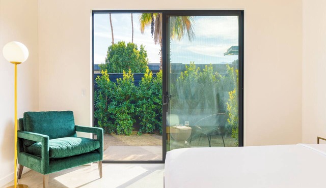 1-Bedroom Suite | Blackhaus Hotel by AvantStay in Palm Springs
