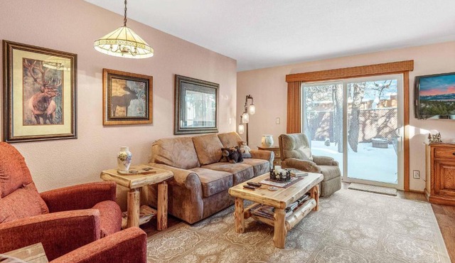 115 - Cedar Rose Manor