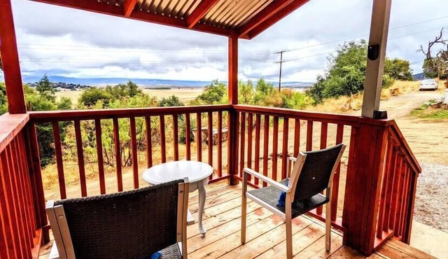 #12. Hillside Harvest Moon - Cabin w/Great Views near Julian in Santa Ysabel