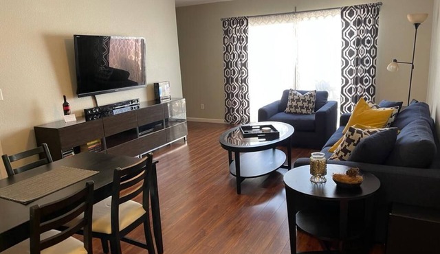 2 BD Townhome Old Town Scottsdale