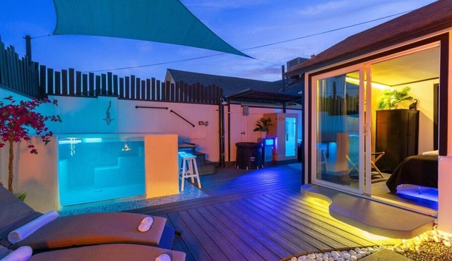 2 Luxury Wellness Homes | Heated Glass Pool & Spa