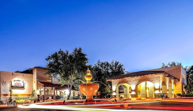 2 Units - Suite w/Balcony Near Crescent Moon Ranch Trails – 8 Miles Away in Sedona