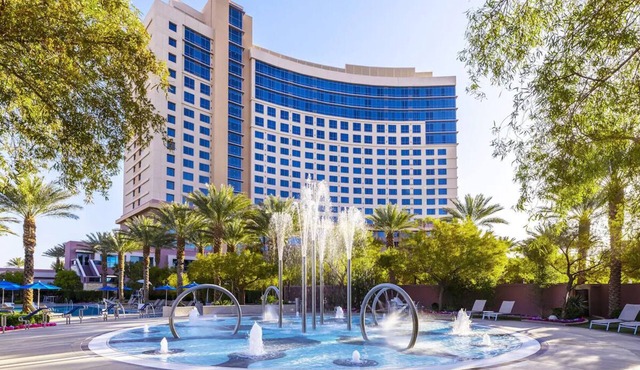 2Bed/2Bath Deluxe Unit in Gorgeous Desert Blue Resort in Las Vegas!
