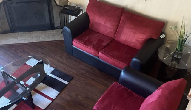 3 bedroom condo by westgate mall & hockey arena