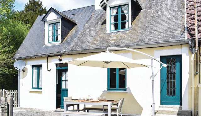 3 bedroom nice home in Pont d'Ouilly in Pont d'Ouilly