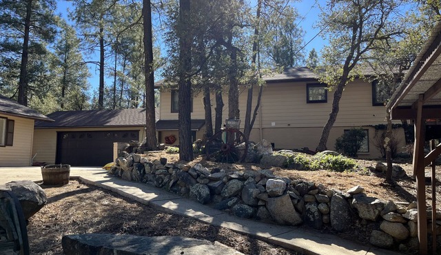 3 Room Cozy Suite in the Pines, near Downtown Prescott & many other attractions