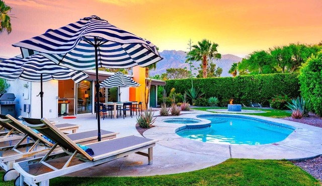 30+ Stay! Gorgeous Vacation Home W/Pool/Spa/Firepit