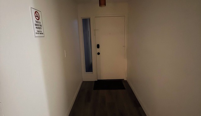 4BR Retreat 15 from the Strip 5 Beds Fully Furnished Perfect for extended Stays