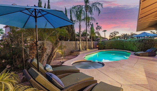 4BR w pool, heated spa, game room