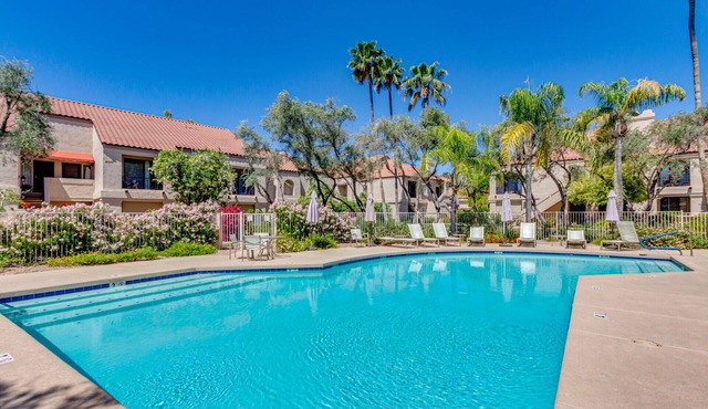 7 Tennis Courts, 5 Community Pools with 4 of them Heated and 6 Community Spas!