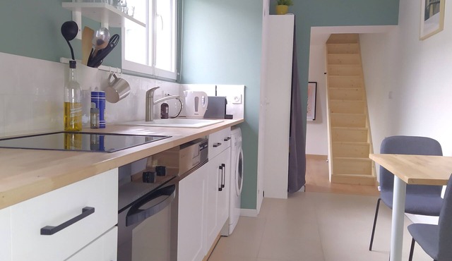 8-minute walk from CAEN train station in Caen