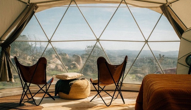 A Cozy Fireside Glamping Escape with Ridge Views in Fallbrook