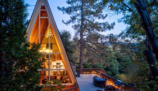 A-Frame of Mind Fenced Yard - Lake Access - AC - Lake View - One-of-a-Kind