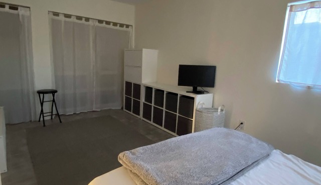 A small house with a big heart: our 1-bedroom house in Tucson, AZ with AC