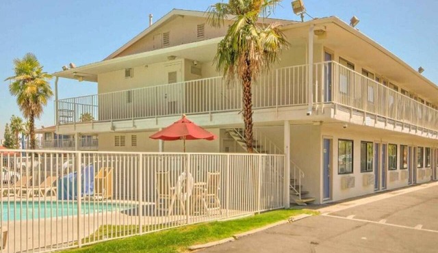 ADA Full Bed|RI Shr|Smk