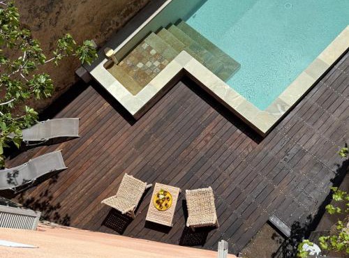 Air-conditioned authentic village house with sea view, terraces and swimming pool in Monticello