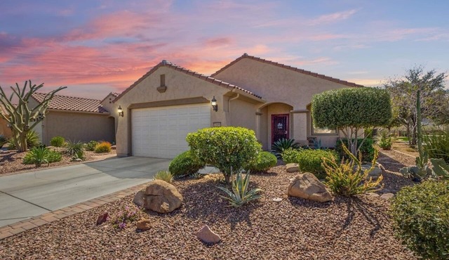 All the amenities of Sun City resort living at Merrill Ranch in Florence, AZ.
