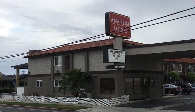 Anaheim Lodge