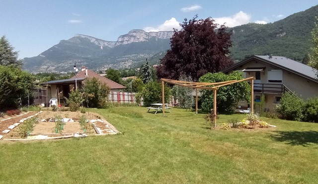 Apartment with a wonderful view in Challes-Les-Eaux
