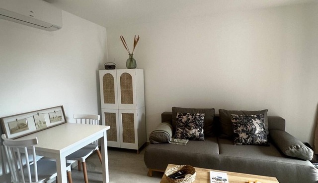 Appartement Dans le Village, à 5 Minutes de la mer Avec Place de Parking Privée in Saintes-Maries-de-la-Mer