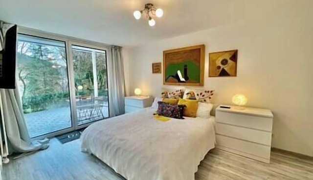 🍎Apple Tree-Where Style Meets Serenity🍎 in Bovenden