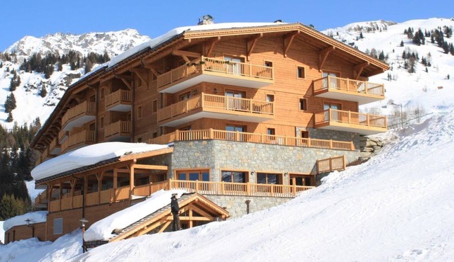 Arc 1800 Iseran, ski-in ski-out, heated swimming pool, cleaning included in Bourg-Saint-Maurice