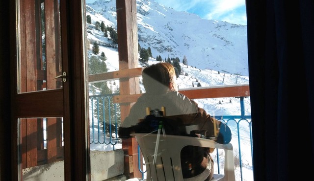 Arc 2000, studio direct access to tracks, South balcony in Bourg-Saint-Maurice