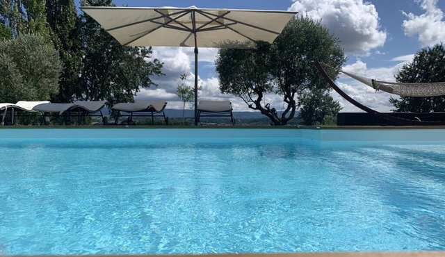 Architect-designed house set in 2 hectares of grounds with heated pool and spa in Castres