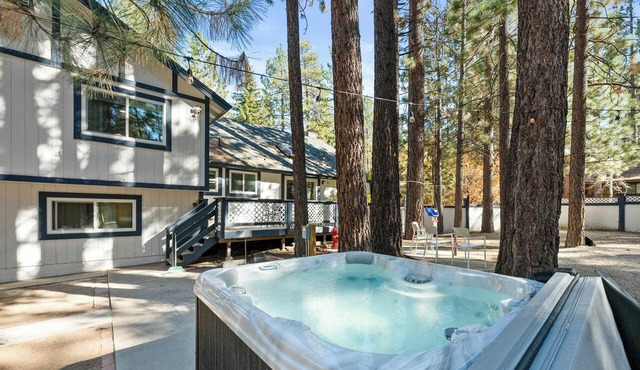 Aspen Sage Retreat | Hot Tub | For Young Families in Big Bear Lake