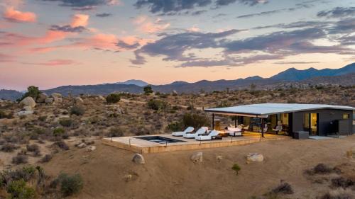 Atomic Ranch by Fieldtrip Secluded Pool Views
