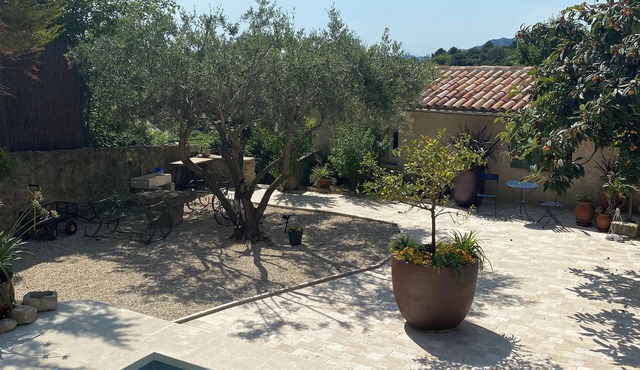 Bastidon Pour 2 au Pied du Ventoux in Crillon-le-Brave