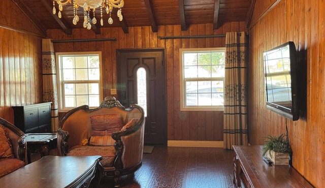 Beautiful 4-bedroom home, Comfortable, stylish and spacious